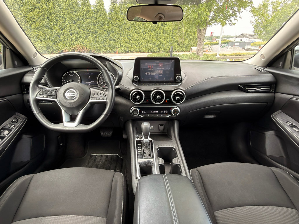 Used 2020 Nissan Sentra SV FWD image 12
