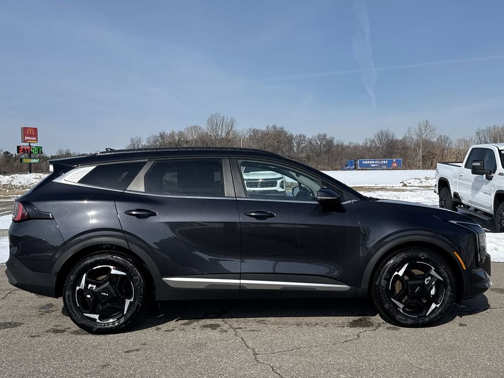 New 2026 Kia Sportage EX w/ EX Panorama Roof Package image 9