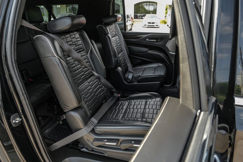 Used 2021 Cadillac Escalade ESV Premium Luxury Platinum AWD/4WD image 42