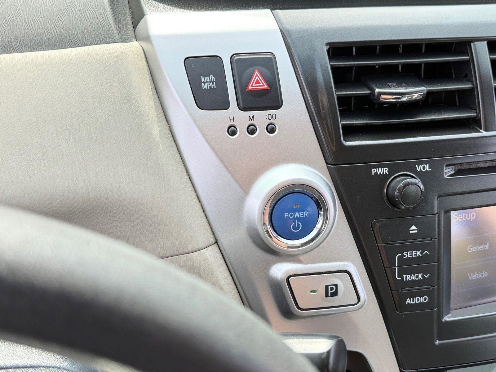 Used 2013 Toyota Prius V Two FWD image 18