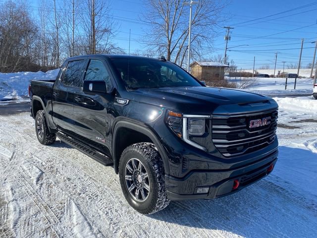 Used 2024 GMC Sierra 1500 AT4 image 7