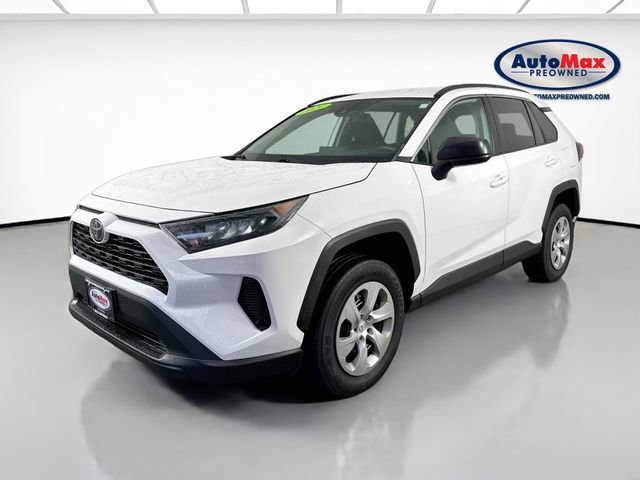 Used 2021 Toyota RAV4 LE image 4