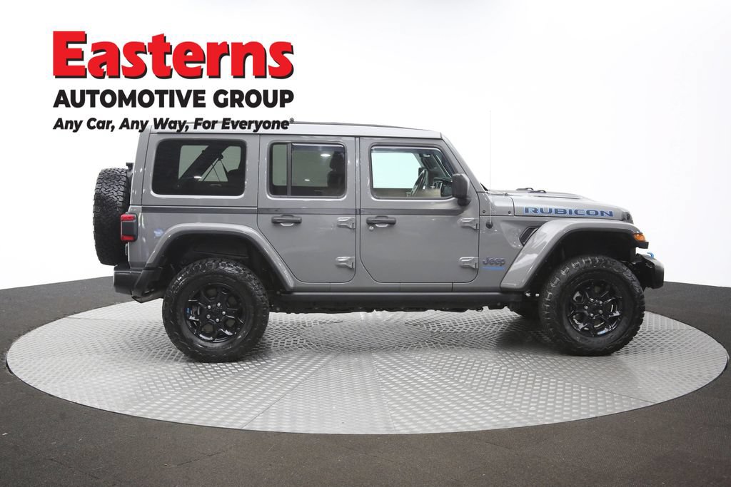 Used 2022 Jeep Wrangler Unlimited Rubicon 4xe w/ Cold Weather Group AWD/4WD image 46