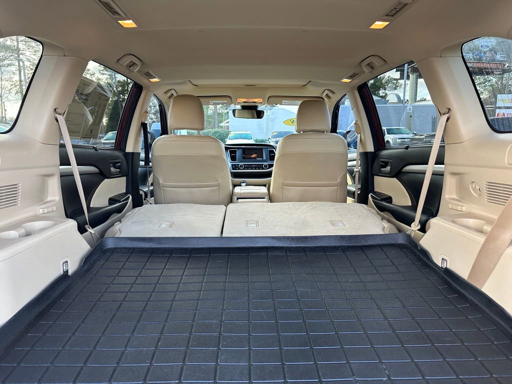 Used 2018 Toyota Highlander XLE image 50