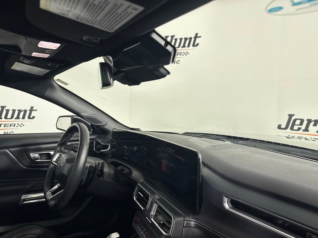 Used 2024 Ford Mustang GT Premium image 23