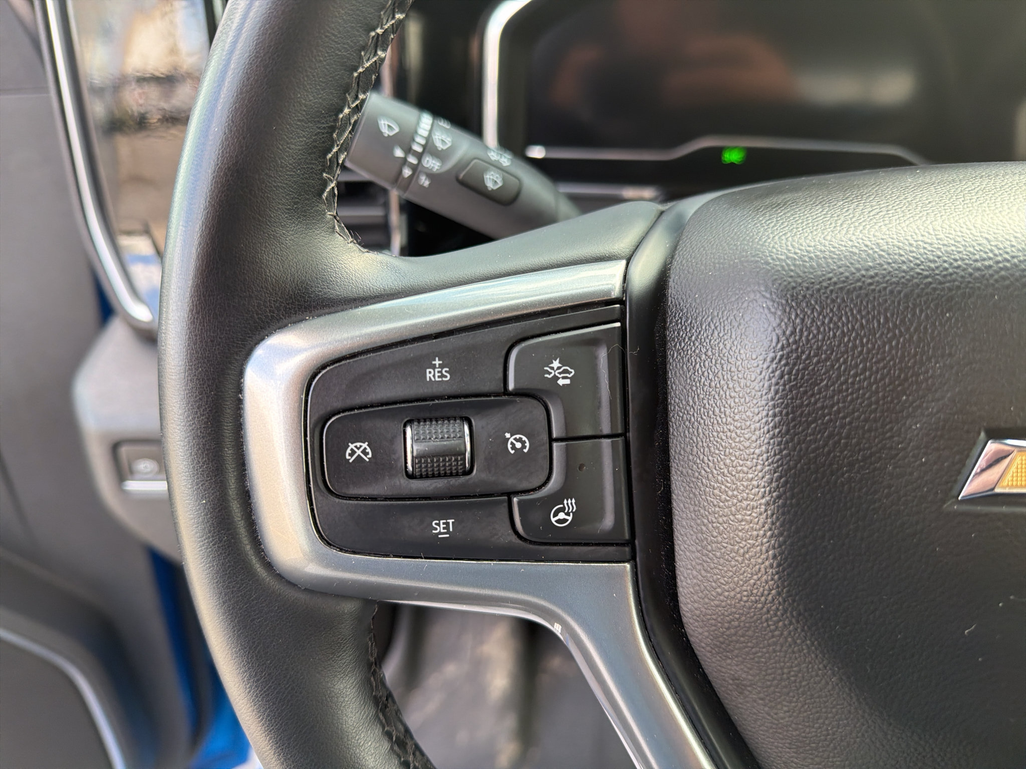 Used 2023 Chevrolet Silverado 1500 LT w/ Safety Package AWD/4WD image 20