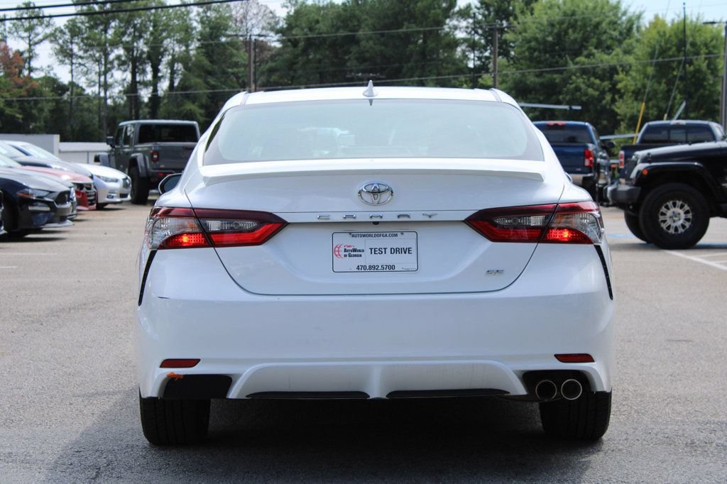 Used 2023 Toyota Camry SE FWD image 7