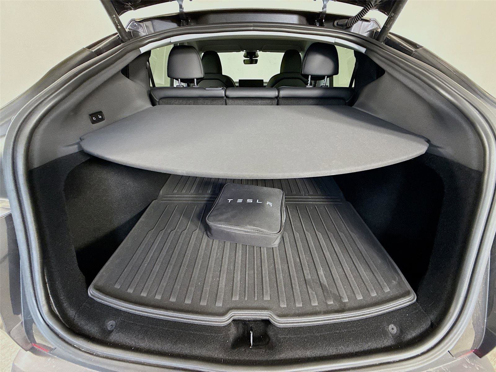 Used 2026 Tesla Model Y 2WD image 16