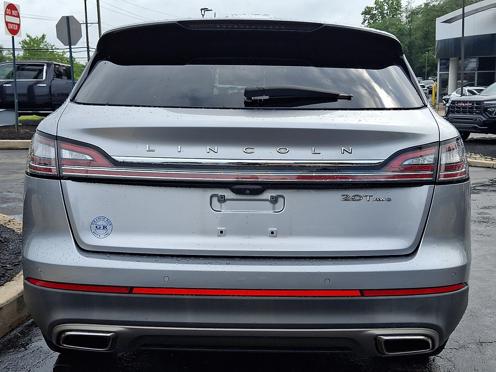 Used 2020 Lincoln Nautilus Premier AWD/4WD image 5