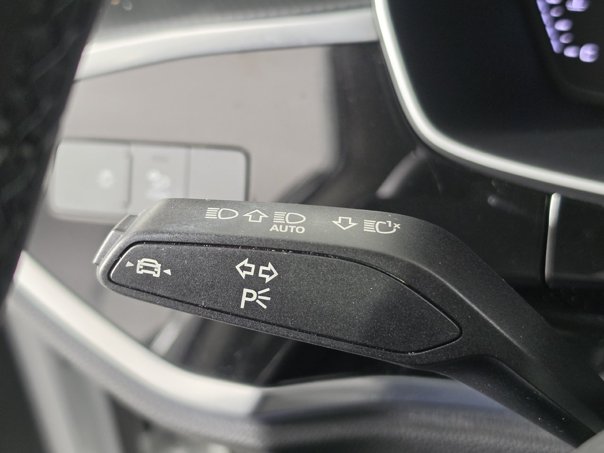 Used 2025 Audi Q3 2.0T Premium AWD/4WD image 13