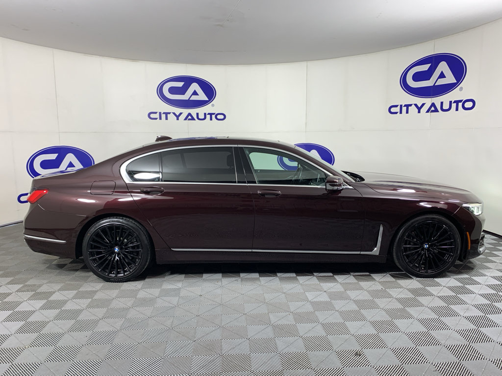 Used 2020 BMW 740i RWD image 2