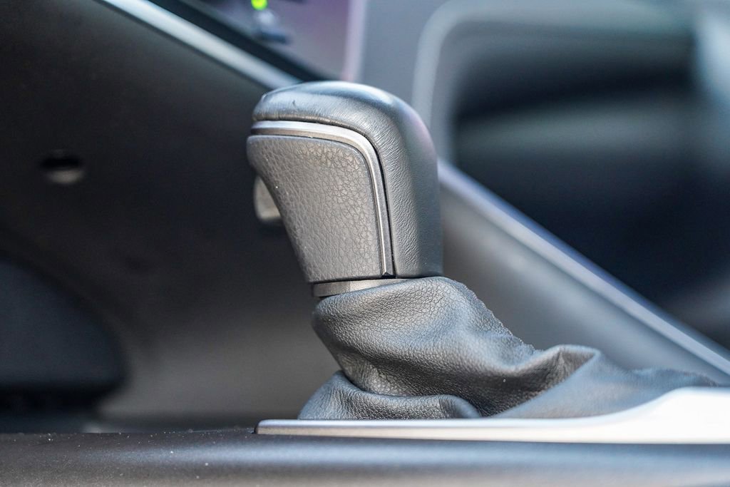 Used 2023 Toyota Camry SE image 23