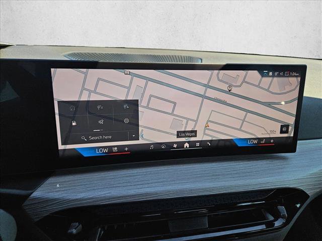 Used 2025 BMW 330i Sedan w/ Convenience Package image 13