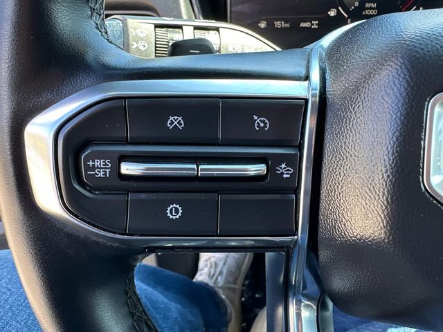 Used 2025 GMC Terrain Elevation AWD/4WD image 34