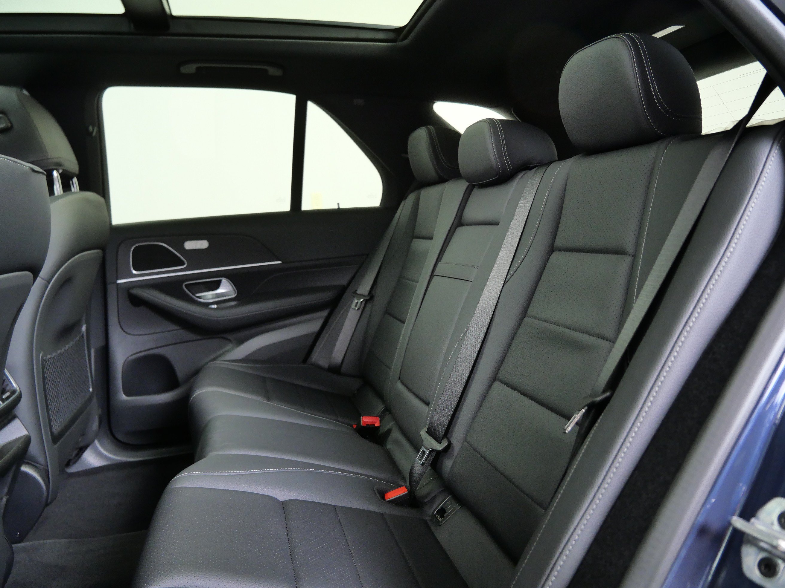 New 2026 Mercedes-Benz GLE 350 4MATIC image 9