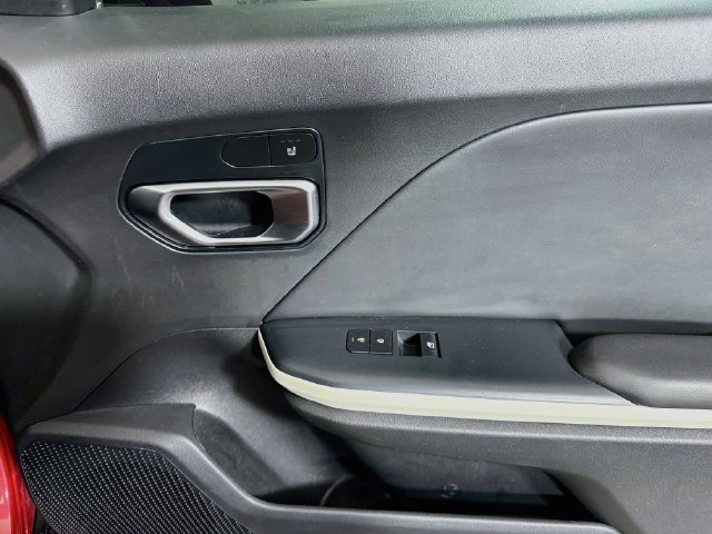 Used 2025 Kia K4 GT-Line w/ GT-Line Sunroof Package FWD image 30
