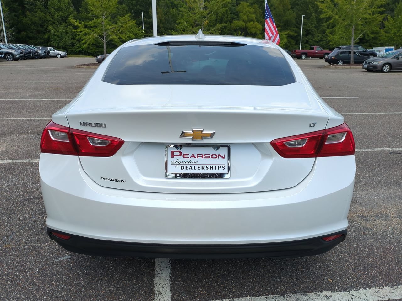 Used 2018 Chevrolet Malibu LT FWD image 5