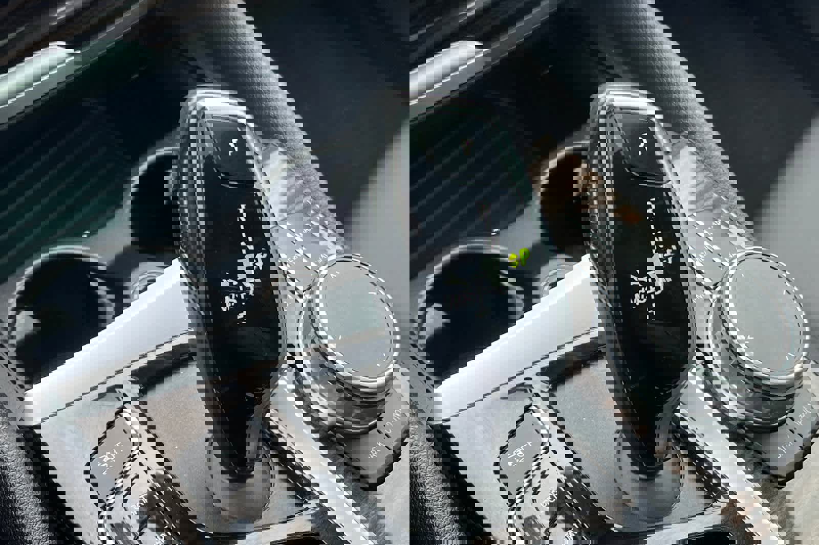 Used 2020 BMW 530e w/ Convenience Package image 24