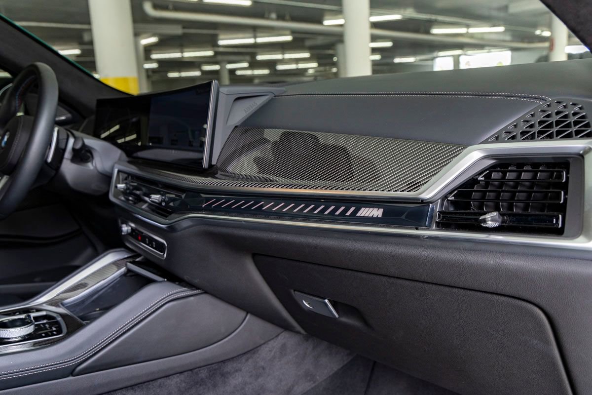 Used 2026 BMW X6 M60i image 32