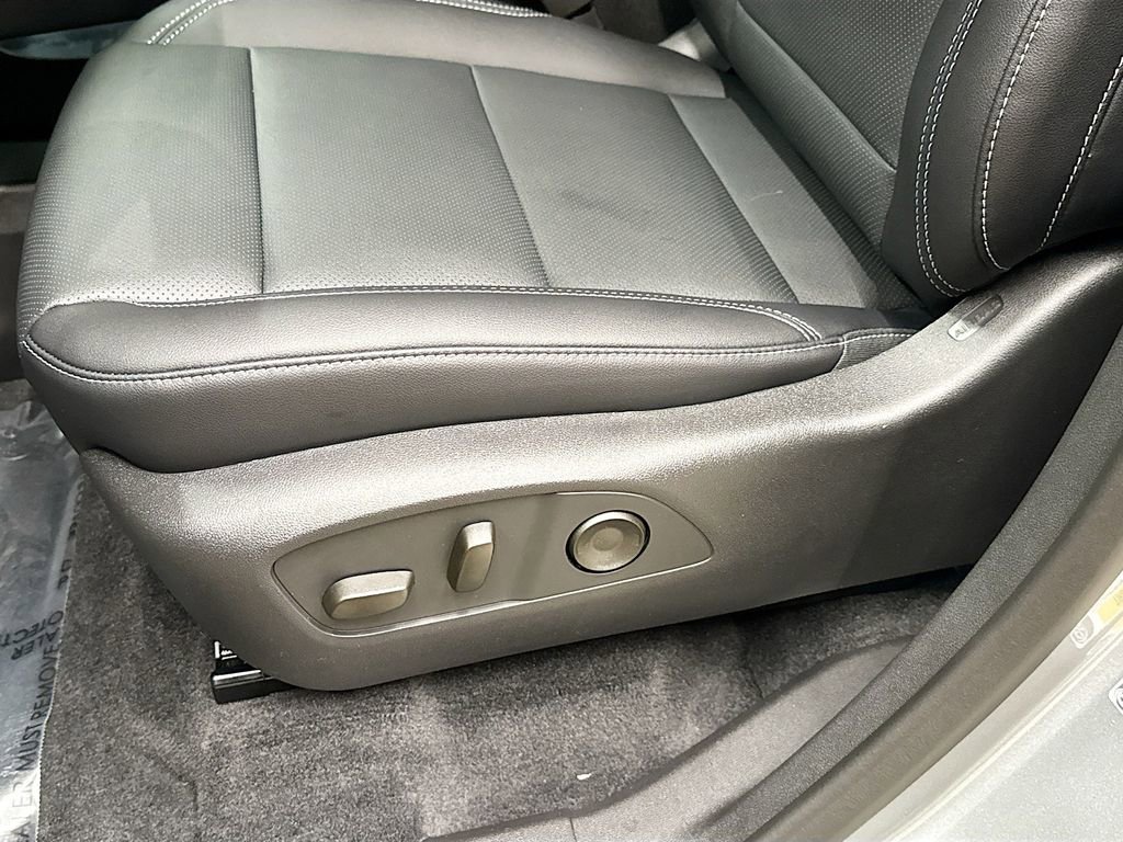 New 2026 Chevrolet Traverse LT w/ Driver Confidence Package image 19