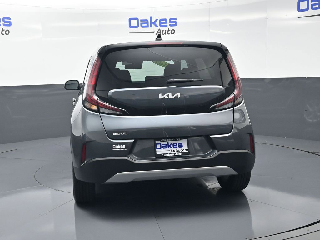 Certified 2025 Kia Soul LX w/ LX Technology Package image 7