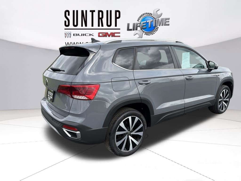 Used 2022 Volkswagen Taos SE image 6
