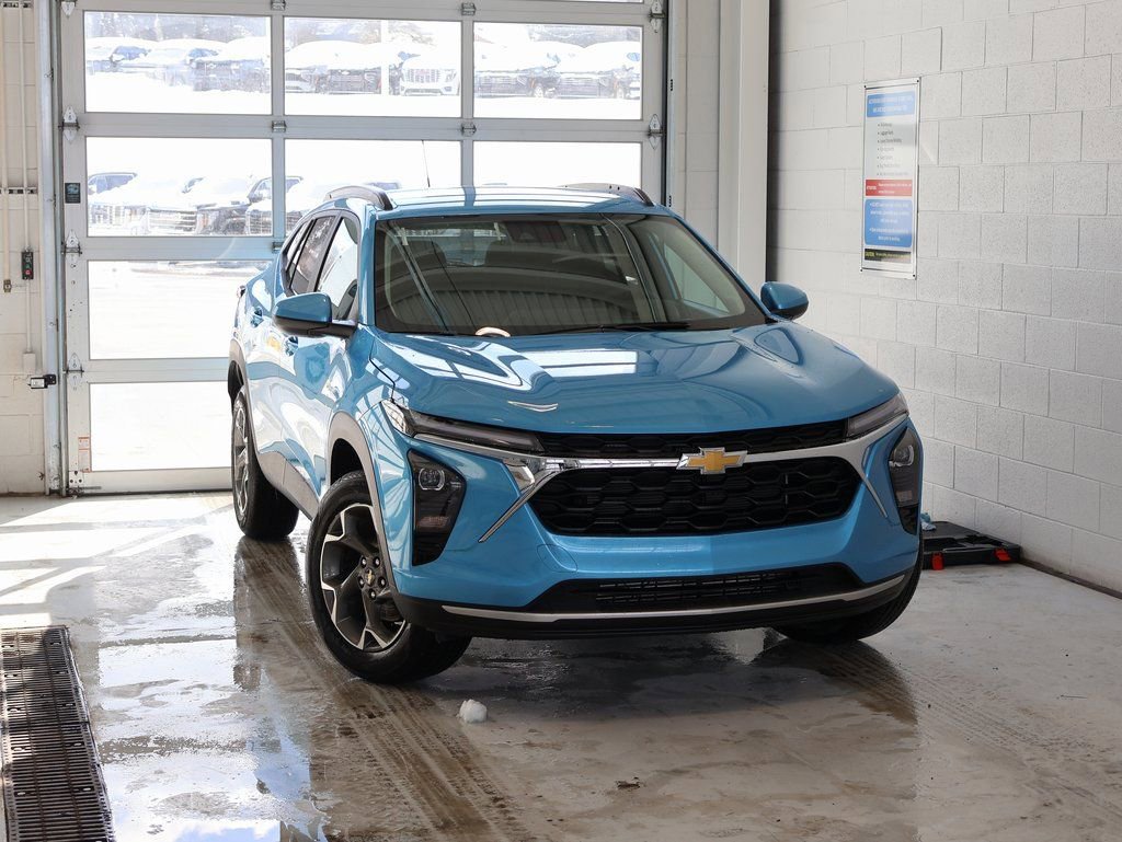 New 2026 Chevrolet Trax LT w/ Driver Confidence Package image 34