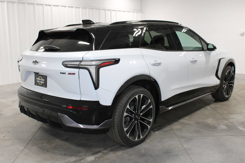 New 2026 Chevrolet Blazer EV SS AWD/4WD image 8