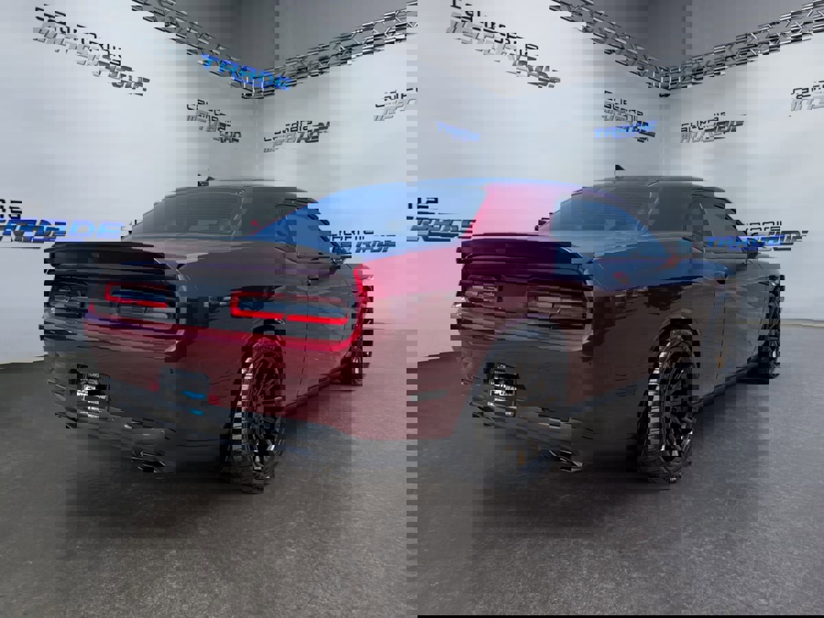 Used 2018 Dodge Challenger T/A image 5