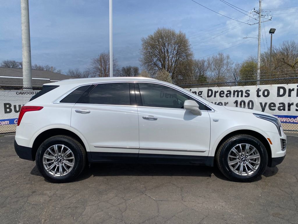 Used 2019 Cadillac XT5 Luxury FWD image 2