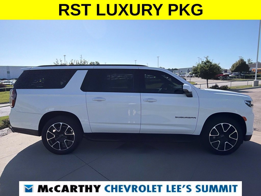 Used 2024 Chevrolet Suburban RST w/ Luxury Package AWD/4WD image 16