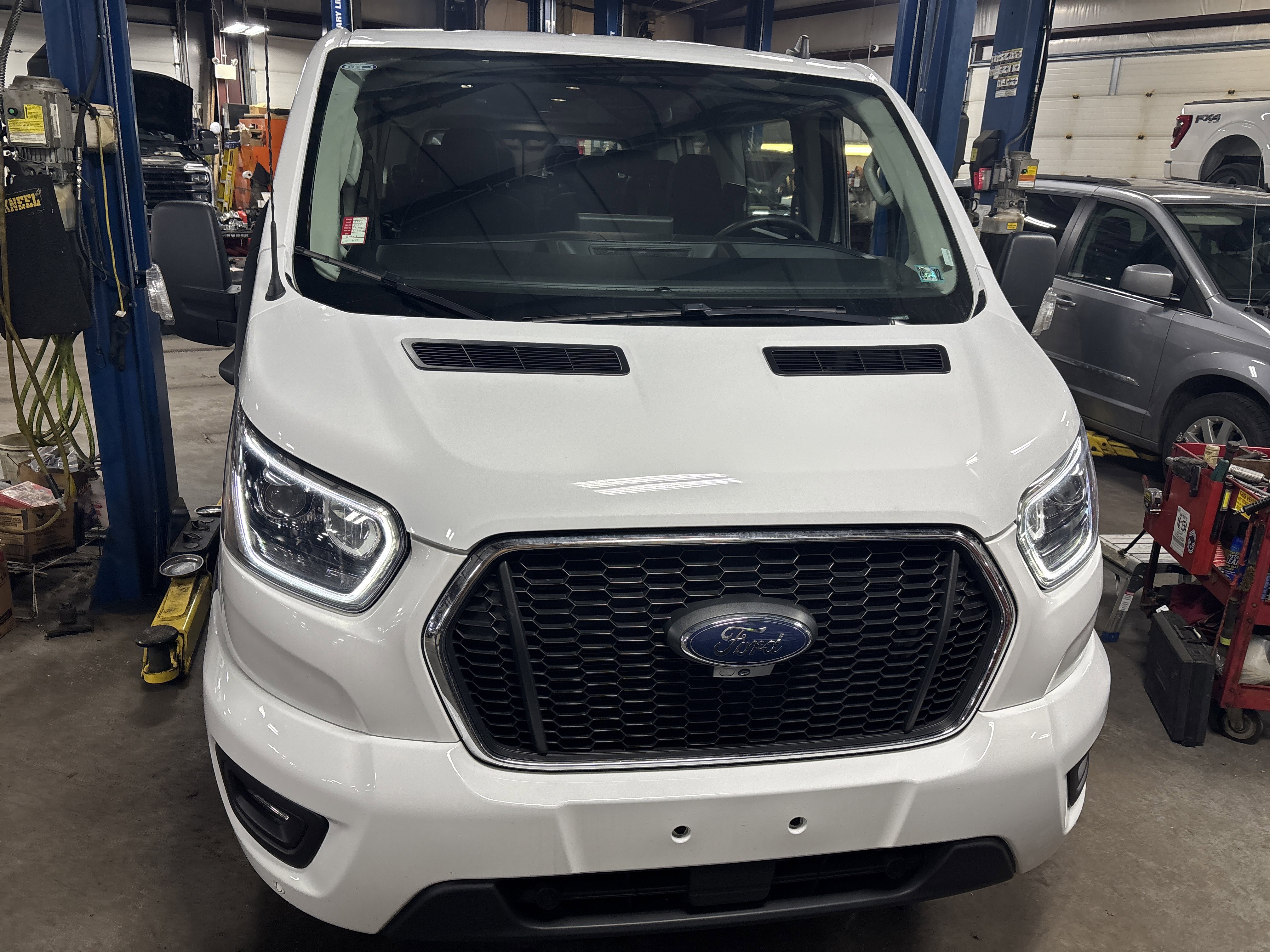 Used 2023 Ford Transit 350 XLT image 1