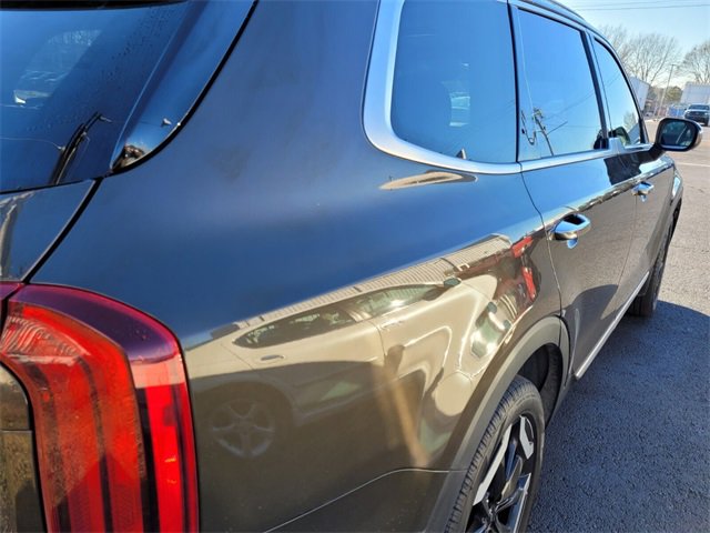 Used 2024 Kia Telluride S w/ S Sunroof Package image 8