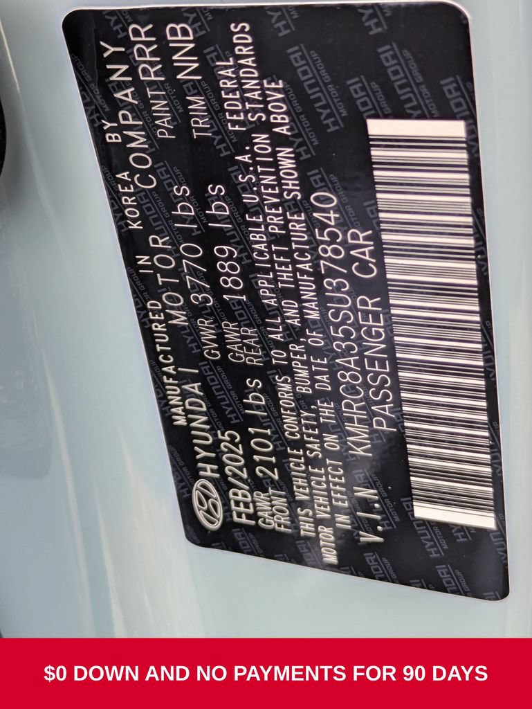 Used 2025 Hyundai Venue SEL FWD image 35