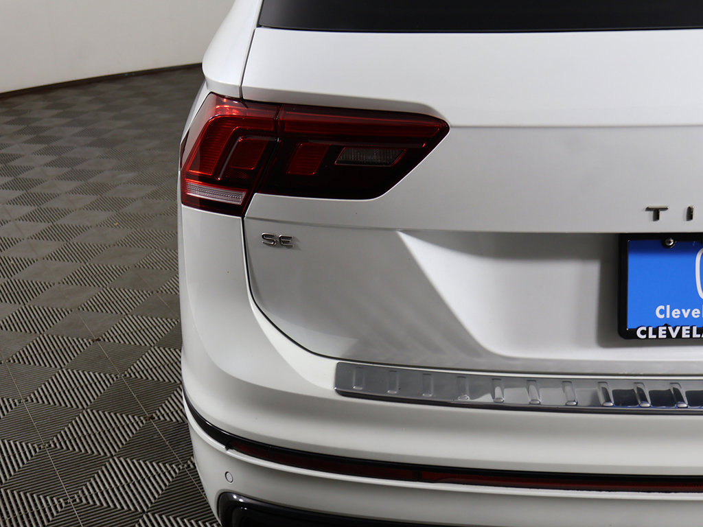 Used 2024 Volkswagen Tiguan SE R-Line FWD image 15
