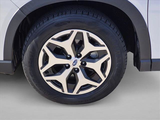 Used 2021 Subaru Forester Premium AWD/4WD image 25