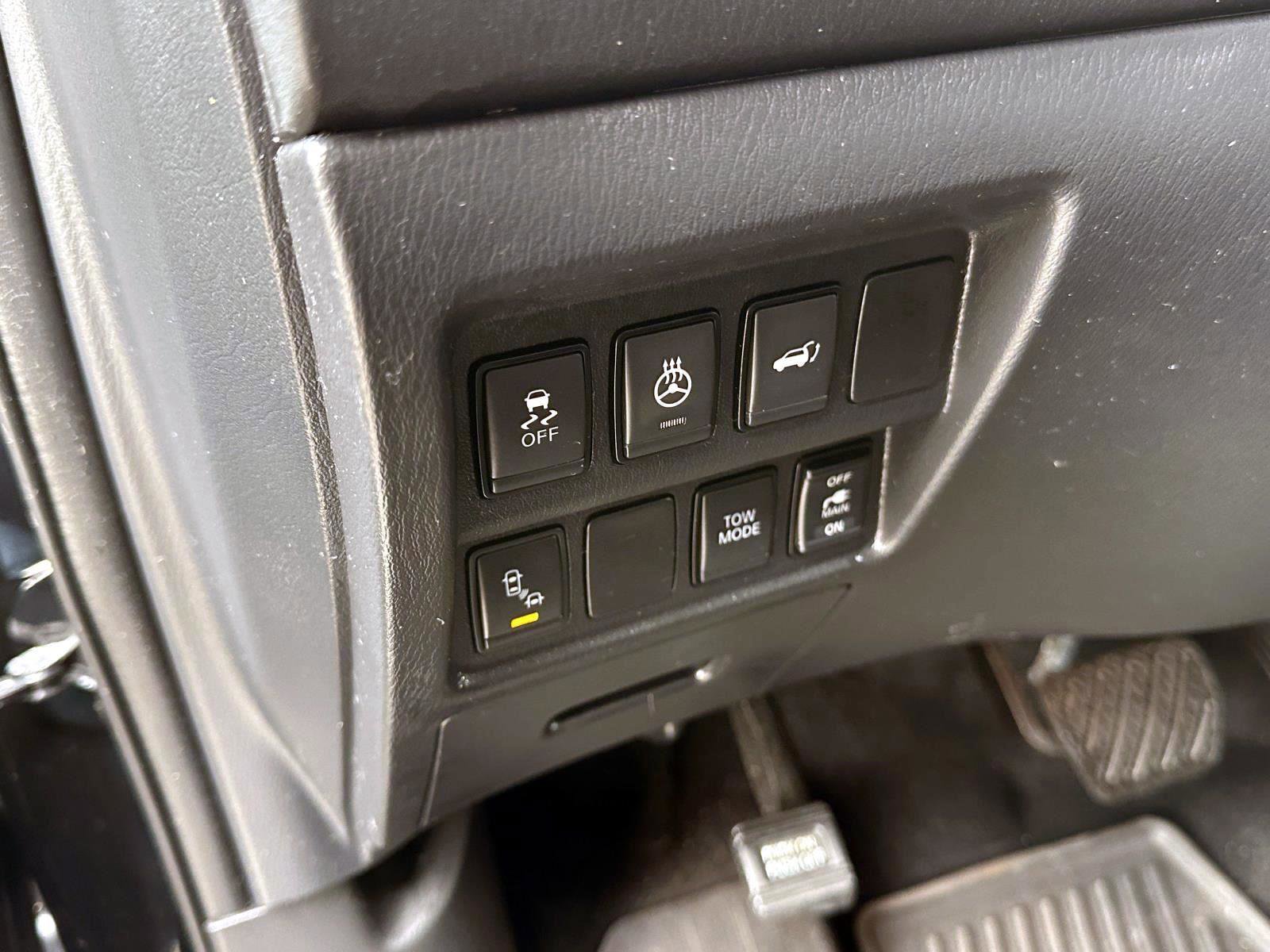 Used 2019 Nissan Pathfinder SL image 18