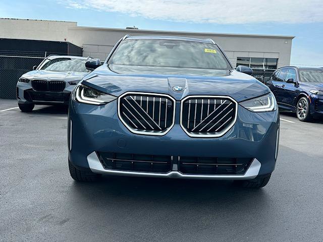 New 2026 BMW X3 xDrive30i w/ Premium Package AWD/4WD image 2