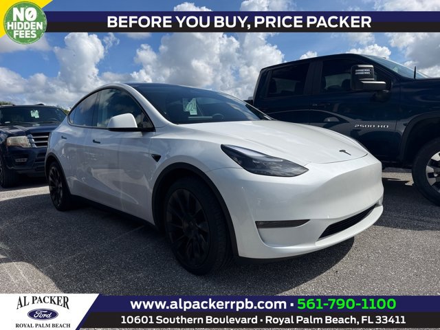 Used 2024 Tesla Model Y Long Range AWD/4WD image 1