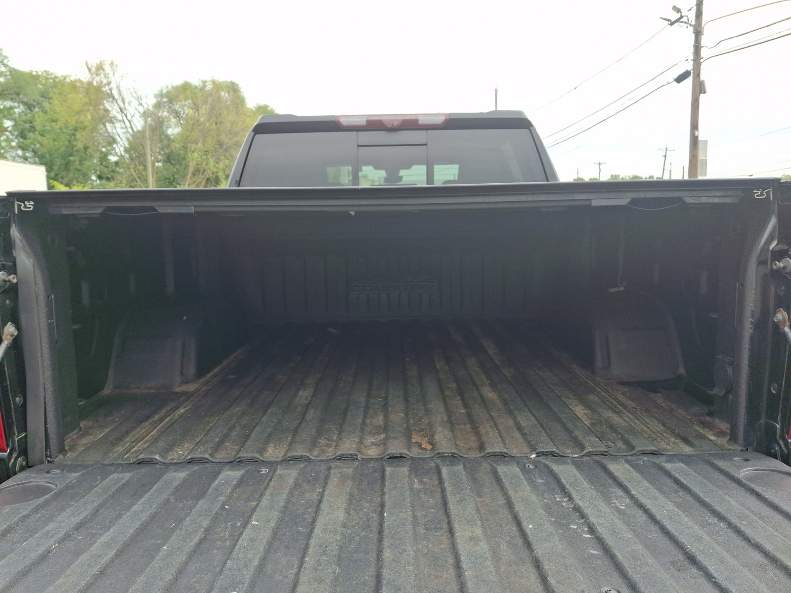 Used 2021 Chevrolet Silverado 1500 High Country w/ Technology Package AWD/4WD image 32