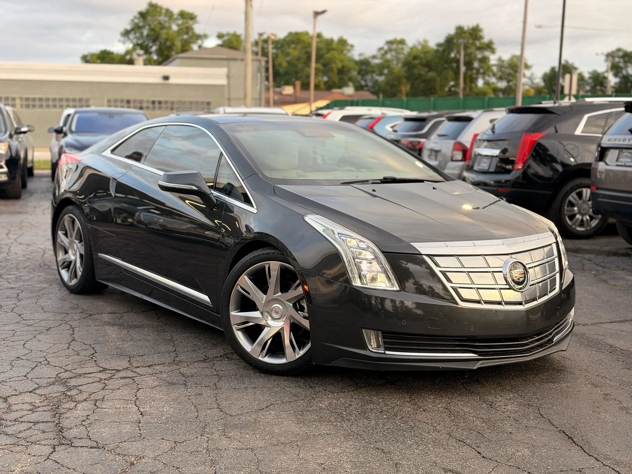 Used 2014 Cadillac ELR w/ Luxury Package FWD image 3