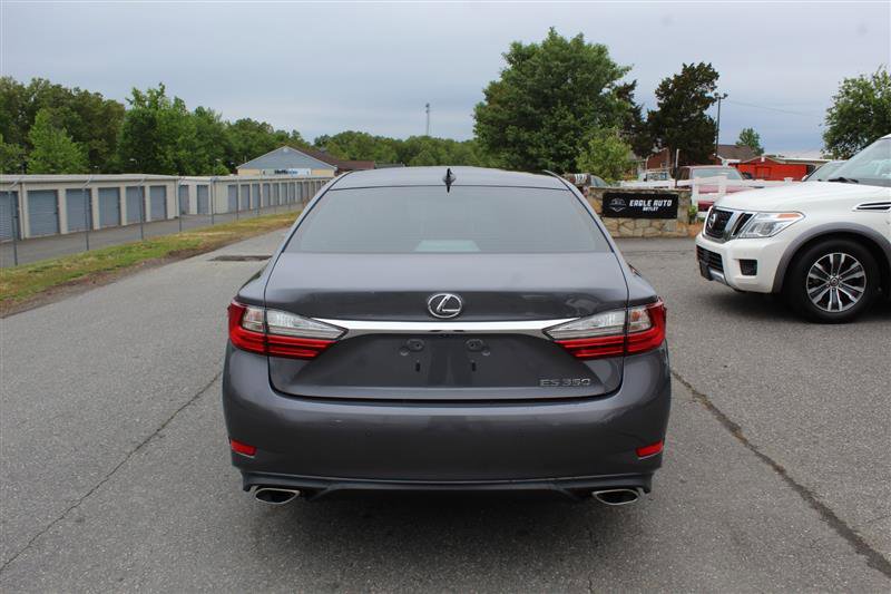 Used 2017 Lexus ES 350 w/ Luxury Package FWD image 6