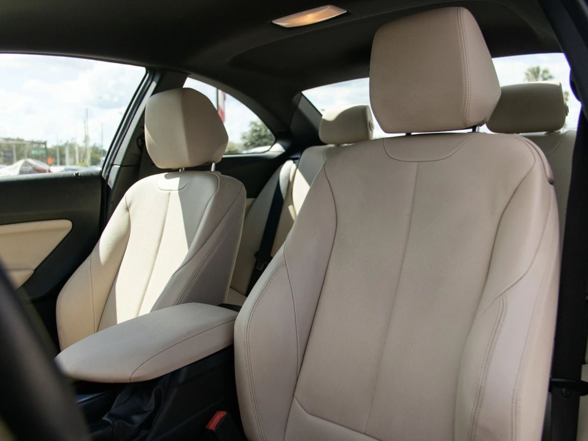 Used 2017 BMW 230i Coupe RWD image 20