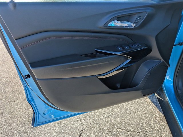 New 2025 Chevrolet Trax RS w/ Driver Confidence Package image 9