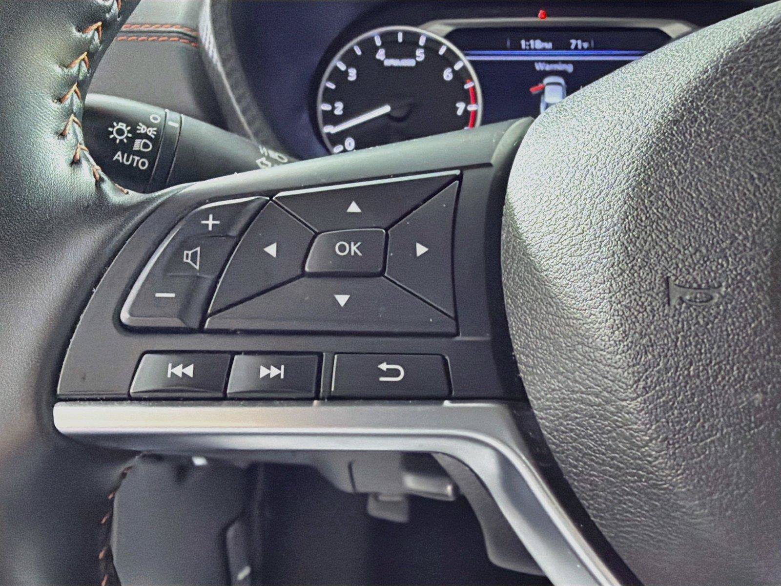 Used 2025 Nissan Sentra SR FWD image 39