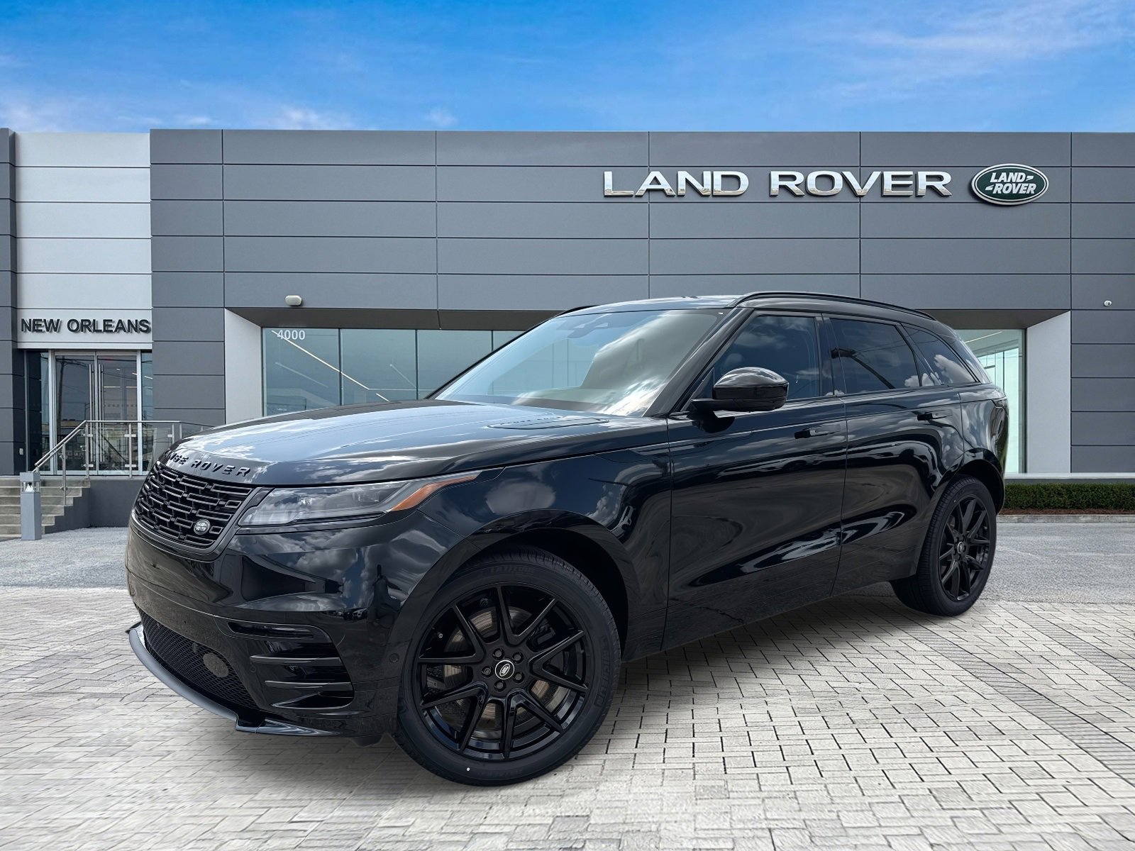 New 2026 Land Rover Range Rover Velar Dynamic SE