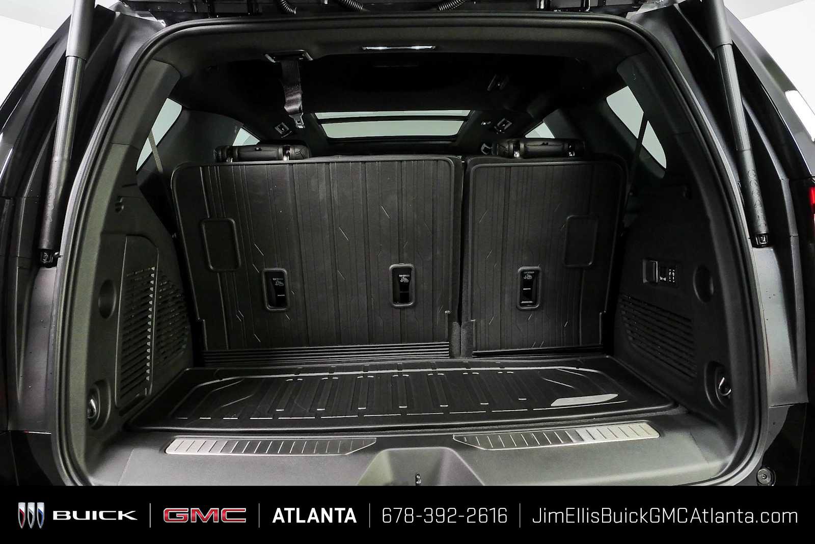 New 2026 GMC Yukon Denali w/ Denali Reserve Package AWD/4WD image 32