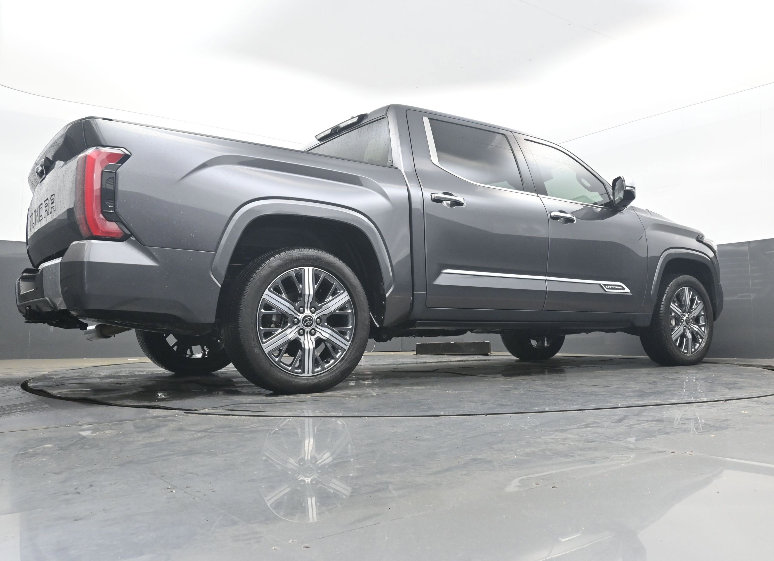 Used 2023 Toyota Tundra Capstone image 27