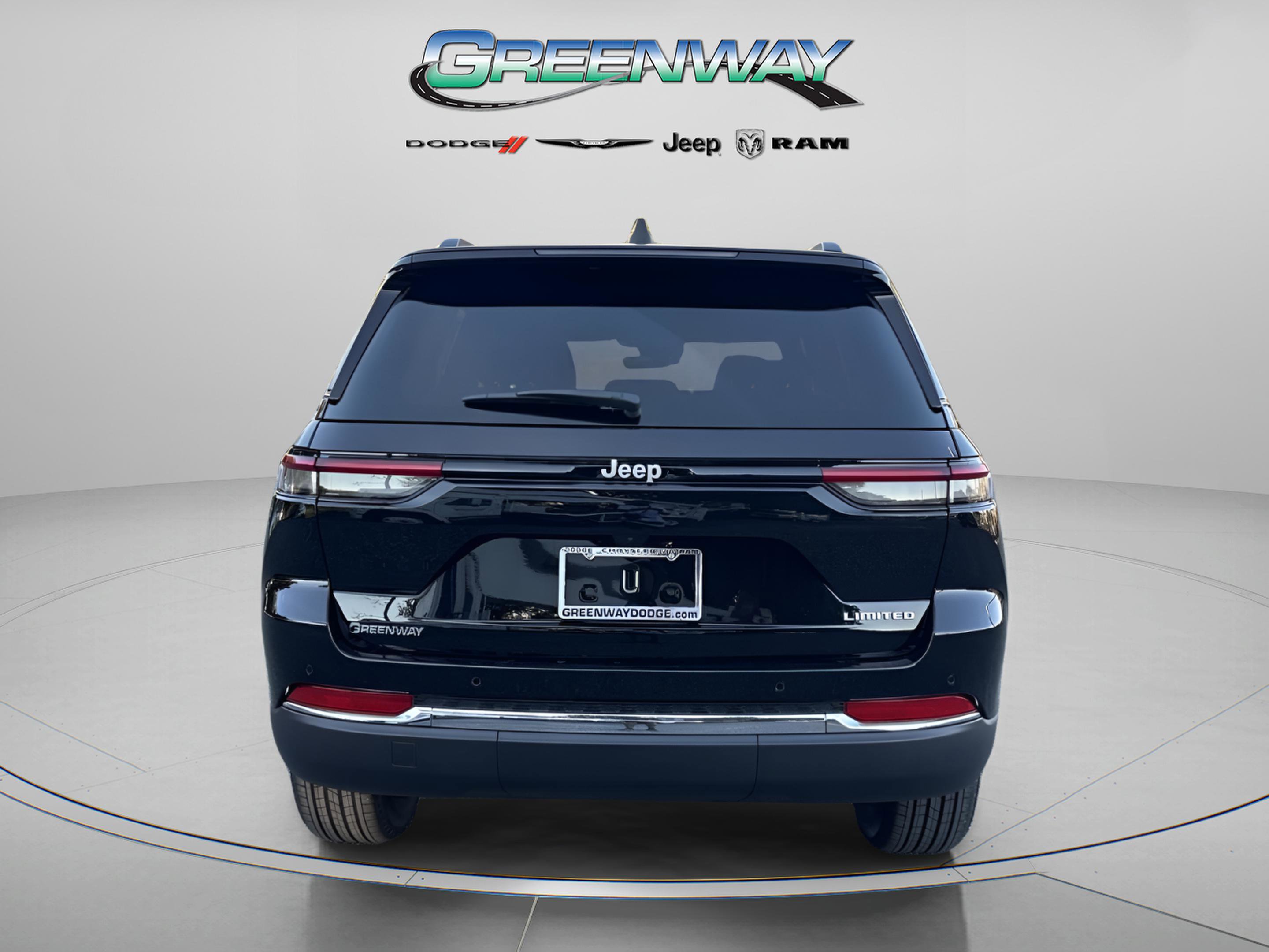 New 2025 Jeep Grand Cherokee Limited image 3