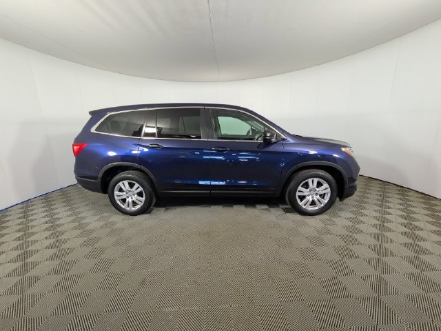 Used 2018 Honda Pilot LX image 2